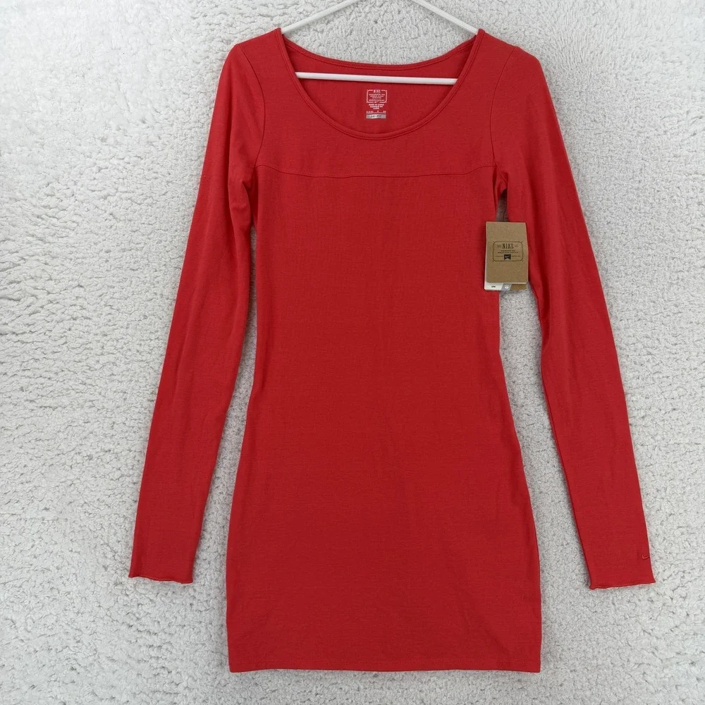 Nike Dress Womens Small Red Dri-Fit Bodycon Long Sleeve Scoop Neck Mini 518438